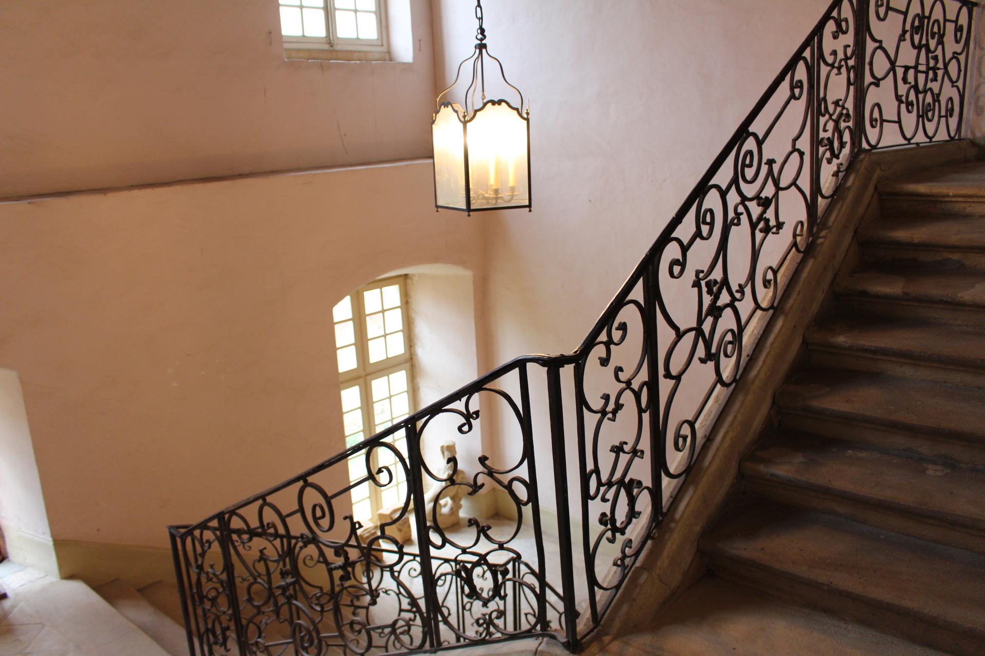 Escaliers intérieurs du Jardin du Cloître 